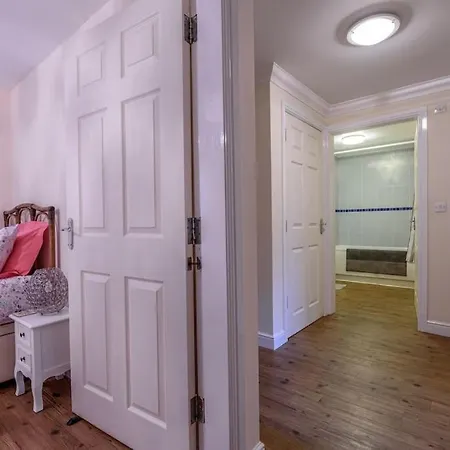 Ingledale Apartment, Ingleton, Yorkshire Dales National Park, Famous Three Peaks, Near The District, Pets Are Welcome Apartament