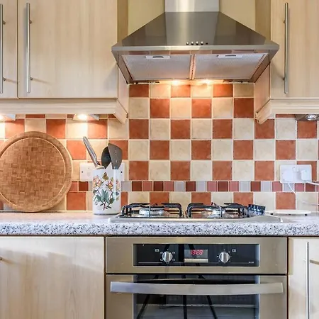 Ingledale Apartment, Ingleton, Yorkshire Dales National Park, Famous Three Peaks, Near The District, Pets Are Welcome