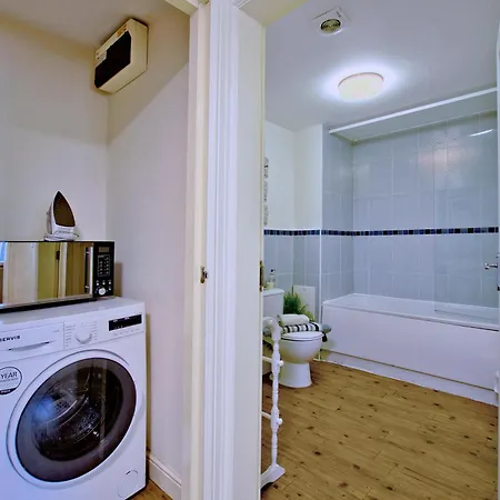 Ingledale Apartment, Ingleton, Yorkshire Dales National Park, Famous Three Peaks, Near The District, Pets Are Welcome *