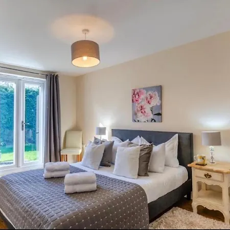 Ingledale Apartment, Ingleton, Yorkshire Dales National Park, Famous Three Peaks, Near The District, Pets Are Welcome *